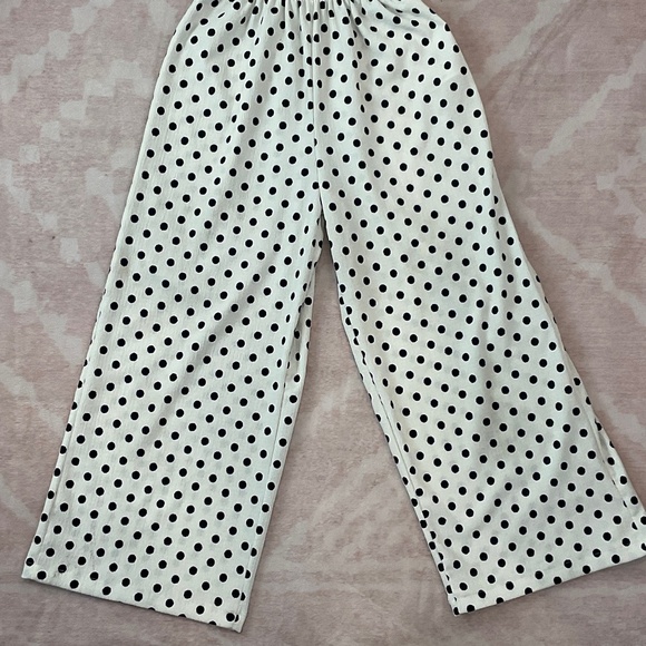 Zara Girls Short Sleeve Polka Dot Jumpsuit with V back detail Size 9 Years - Picture 5 of 9